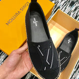Back view of Louis Vuitton luxury piece style No.023