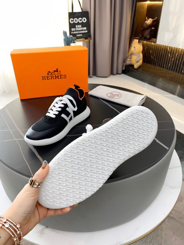 Hermès White Platform Heels - Side Profile View