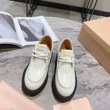 Styling view of Miu Miu luxury piece style No.091