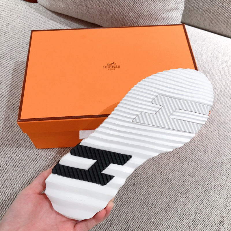 Hermes shoes Style 306 - back heel detail