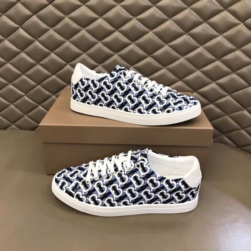 Burberry shoes Style 241 - packaging and accessories