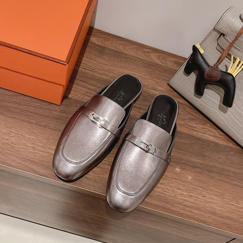 Hermès Beige Slingback Heels - Detail Shot of Craftsmanship
