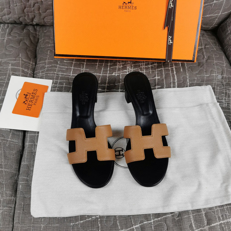 Hermes sandals Style 004 - sole and craftsmanship detail