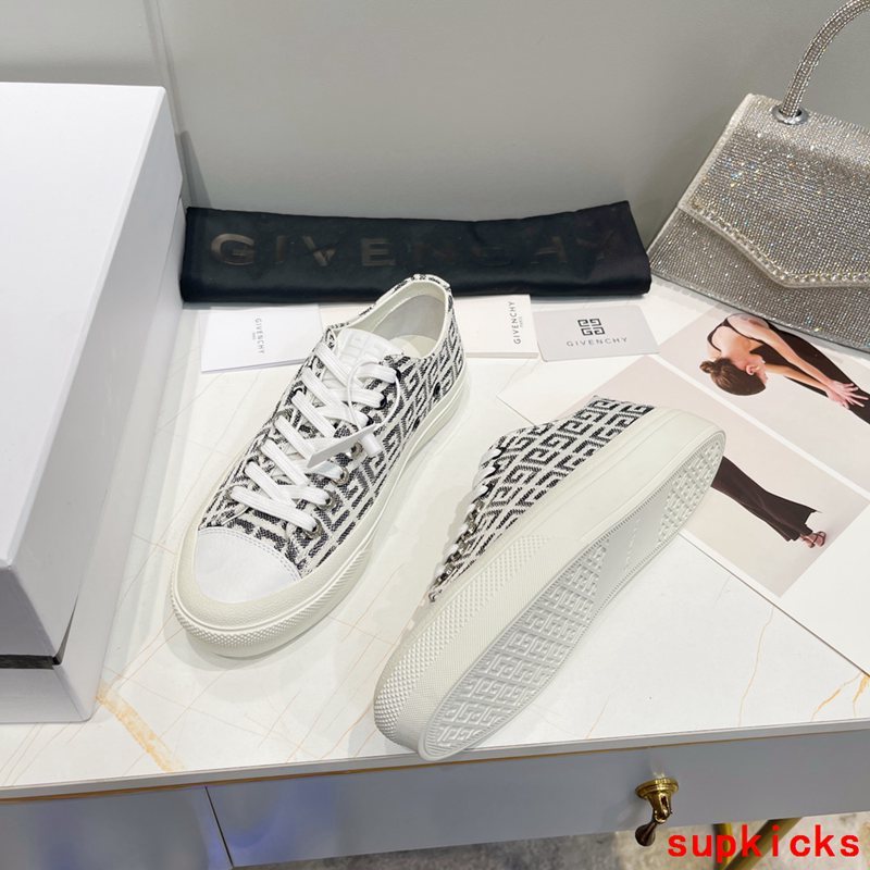 Givenchy shoes Style 102 - angled studio shot