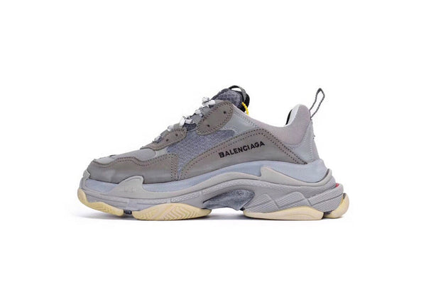 Balenciaga shoes Style 399 - close-up of handcrafted italian detailing