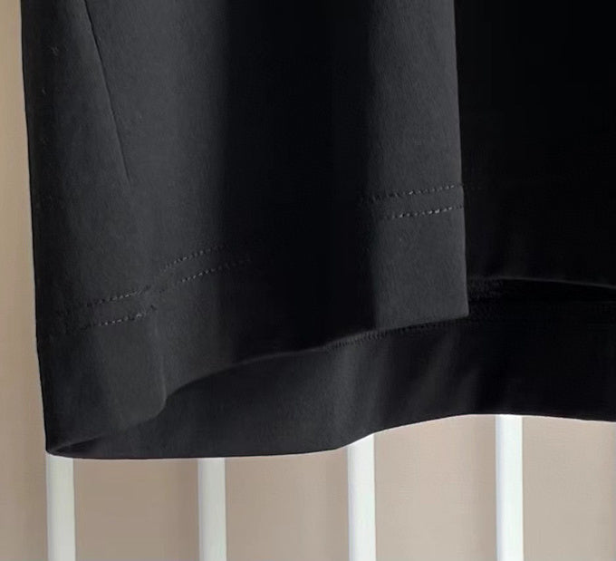 Full silhouette view of Givenchy luxury piece style No.119