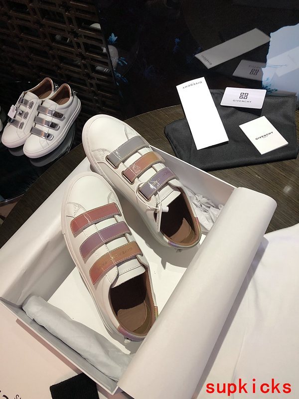 Givenchy shoes Style 078 - front view, elevated everyday design