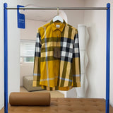 Styling view of Burberry luxury piece style No.075