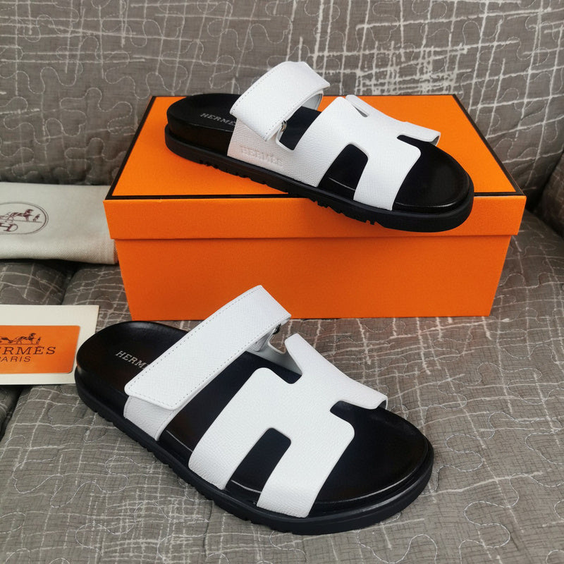 Hermès Black Slide Sandals - Toe Detail View
