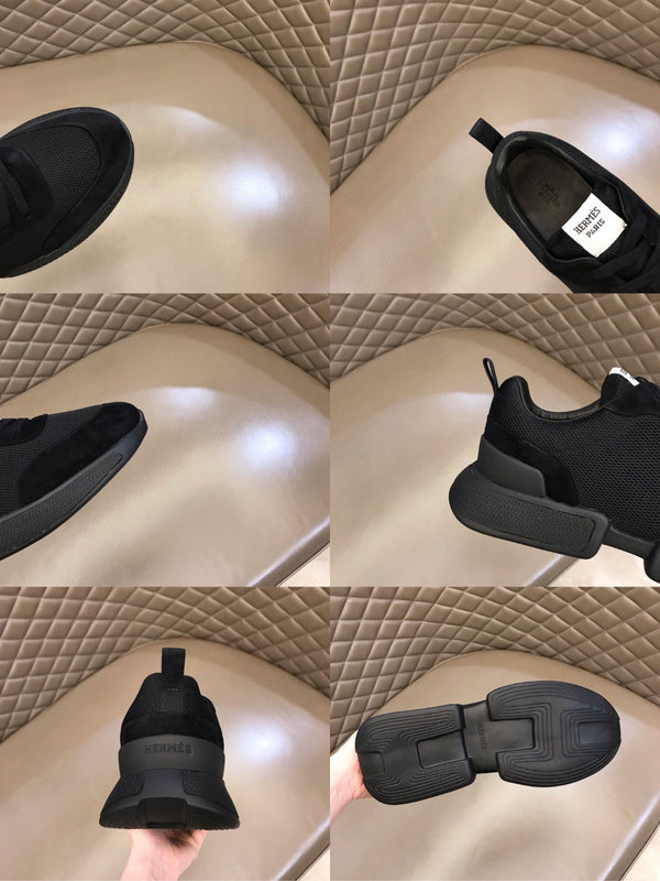 Hermès Beige Chelsea Boots - Toe Detail View