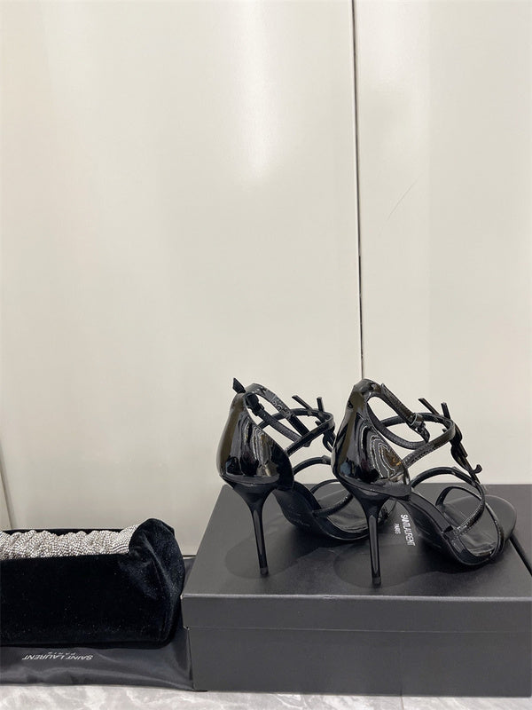 Back view of Saint Laurent luxury piece style No.089