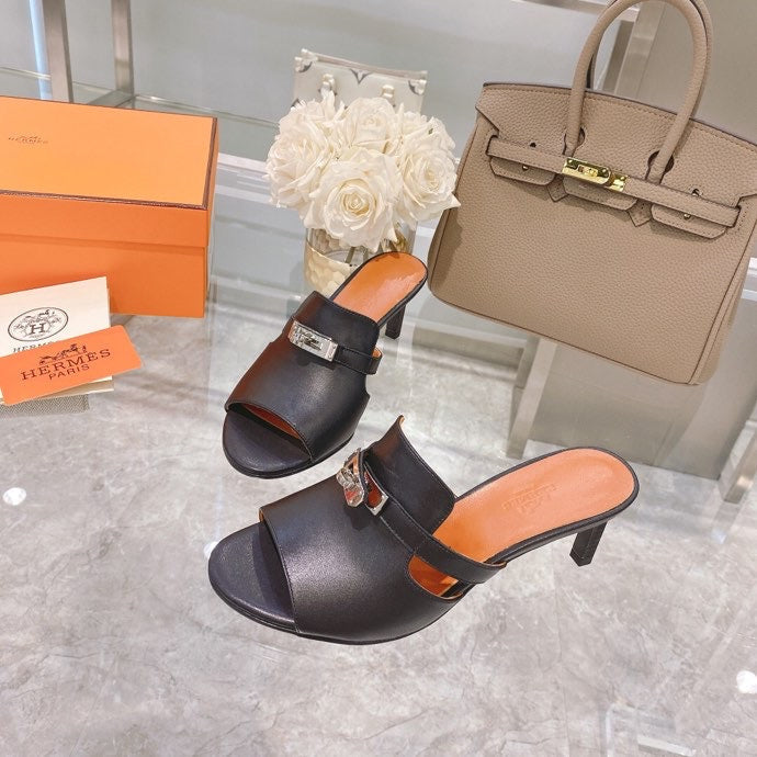 Hermès Nude Ankle Strap Heels - Close-Up Texture View