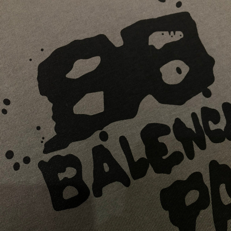 Texture and finish detail of Balenciaga luxury piece style No.379