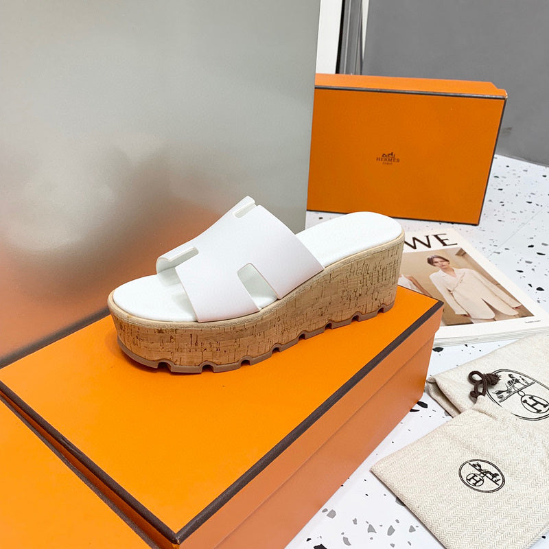 Hermès Camel Flat Thong Sandals - Lifestyle Styling Shot