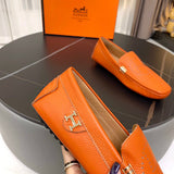 Hermès Nude Block Heel Pumps - Toe Detail View