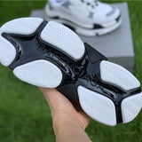 Balenciaga shoes Style 383 - texture and material detail