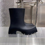 Balenciaga shoes Style 089 - close-up of refined designer finish