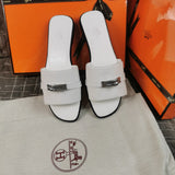 Hermes sandals Style 157 - sole and craftsmanship detail
