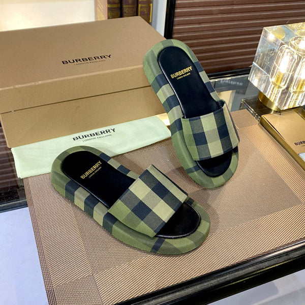 Burberry Black Low-Top Sneakers - Side Profile View