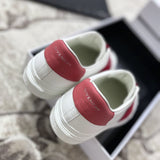 Givenchy shoes Style 029 - logo and branding close-up