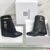 Givenchy shoes Style 119 - sole and craftsmanship detail
