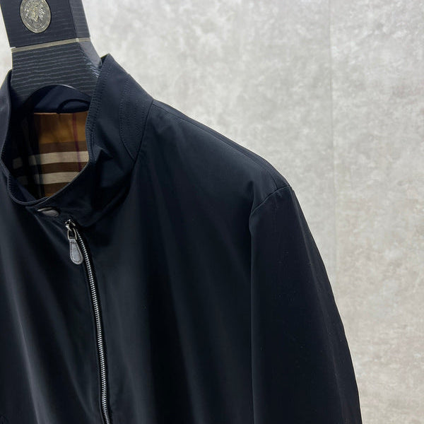 Three-quarter angle view of Burberry luxury piece style No.364
