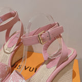 Louis Vuitton shoes Style 336 - top view showing design