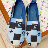 Front view of Louis Vuitton luxury piece style No.110