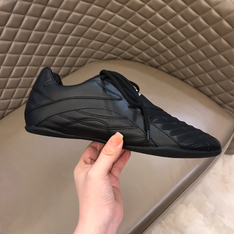 Balenciaga shoes Style 312 - top view showing design