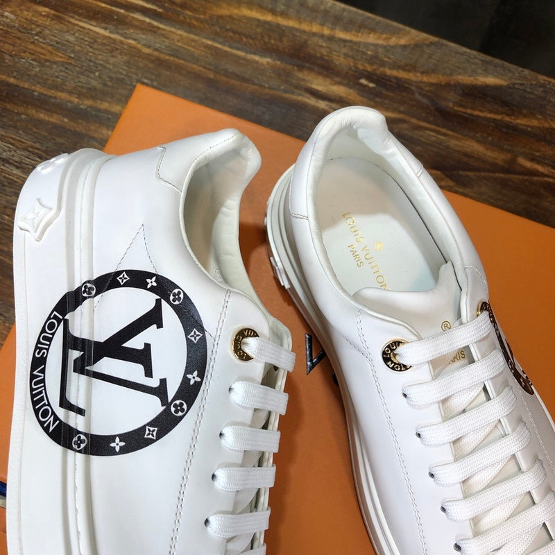 Louis Vuitton shoes Style 195 - top view showing design