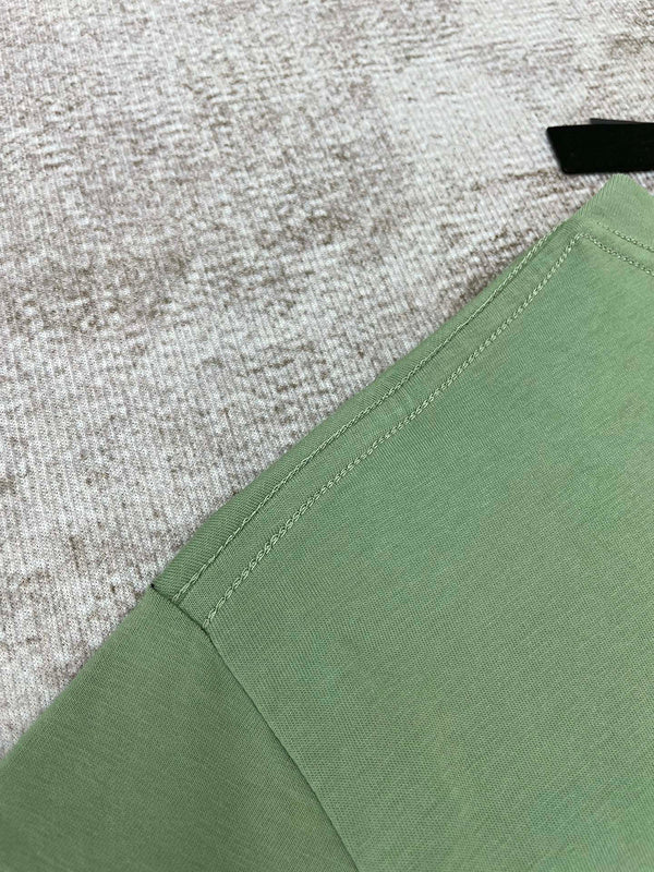 Amiri designer t-shirt full view