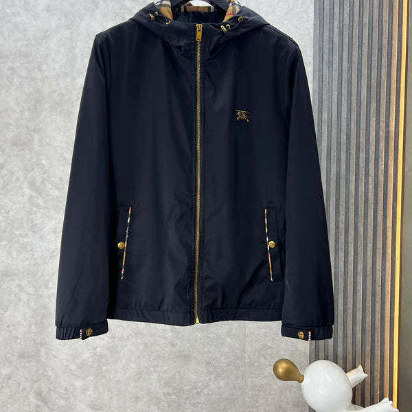 Side profile view of Burberry luxury piece style No.427