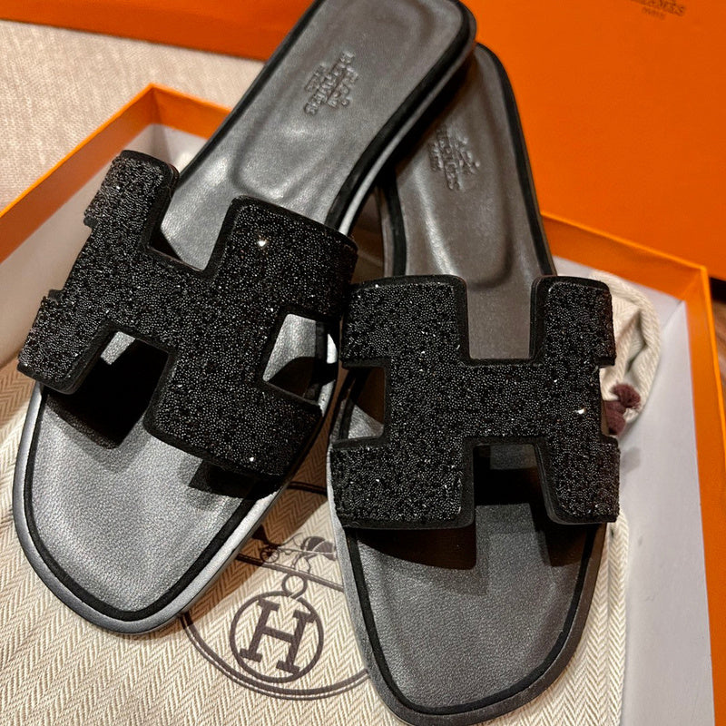 Hermès Grey Platform Sandals - Front View