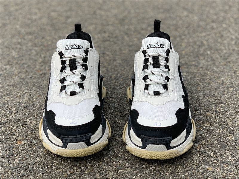 Balenciaga Grey Pointed-Toe Stiletto Heels - Detail Shot of Craftsmanship