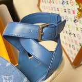 Full silhouette view of Louis Vuitton luxury piece style No.108