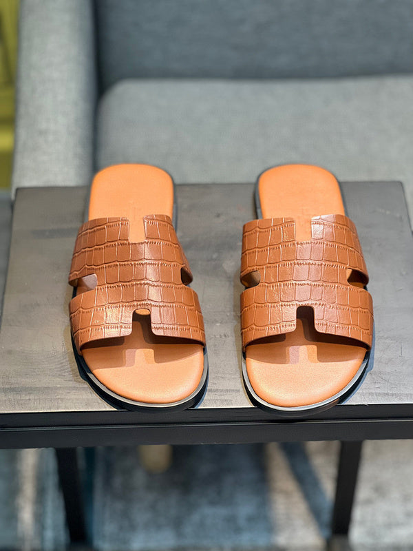 Hermes shoes Style 021 - top view showing design