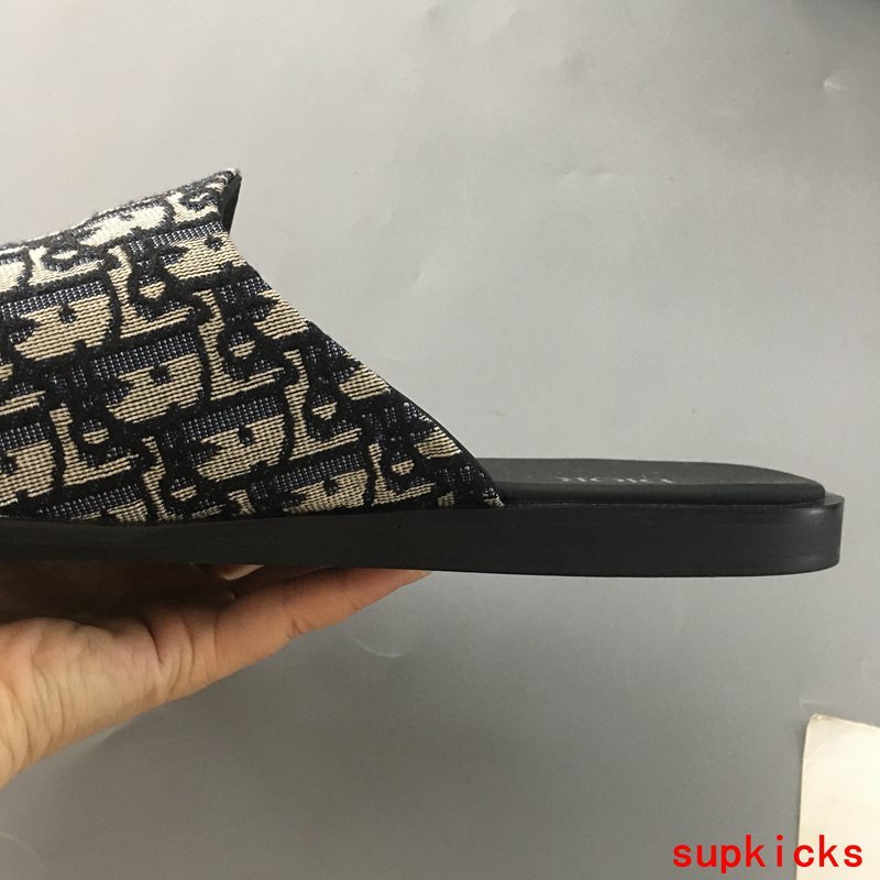Dior shoes Style 043 - additional angle view