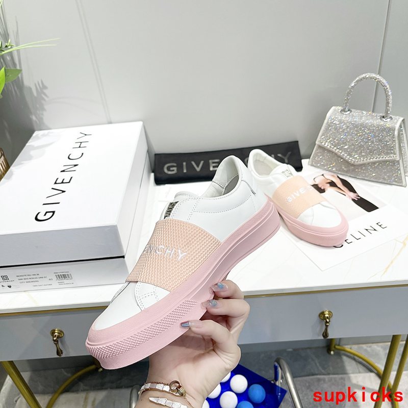 Givenchy shoes Style 092 - sole and craftsmanship detail