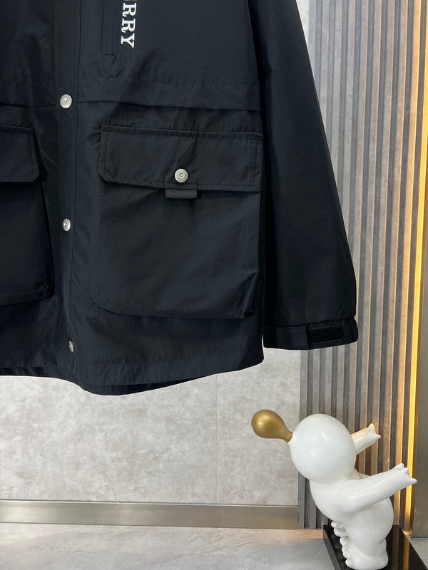 Styling view of Burberry luxury piece style No.419