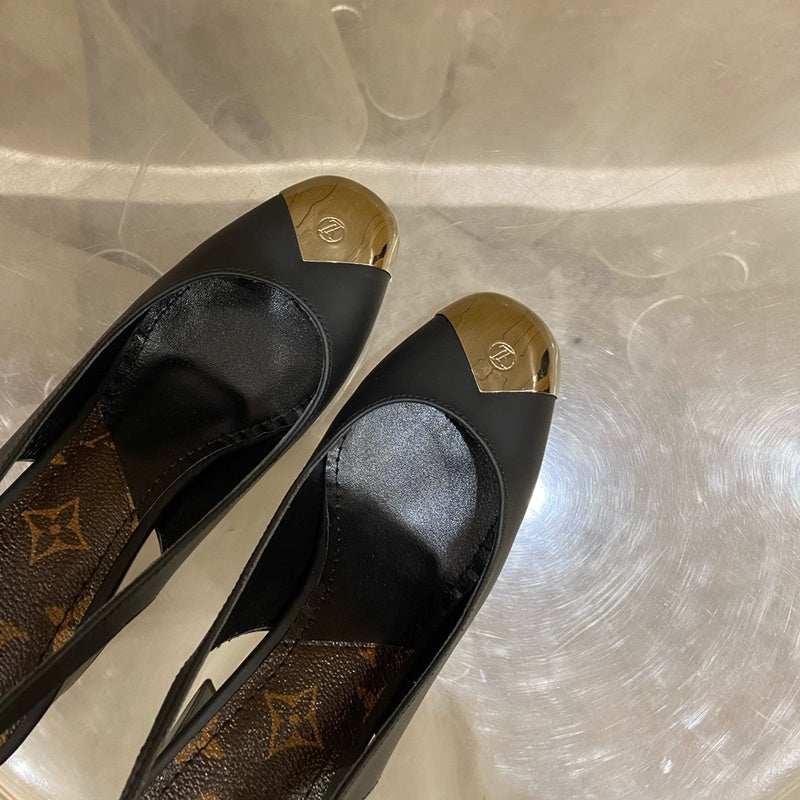 Louis Vuitton shoes Style 202 - sole and craftsmanship detail