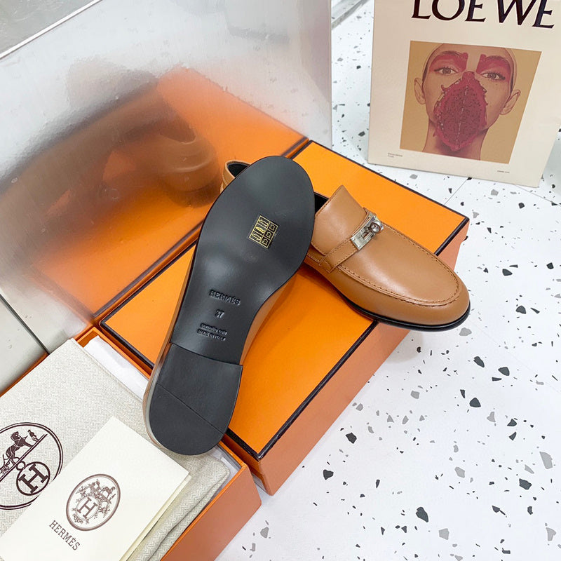 Hermes sandals Style 151 - logo and branding close-up