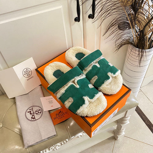 Hermes sandals Style 223 - logo and branding close-up