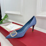 Styling view of Valentino Garavani luxury piece style No.220