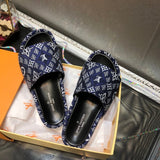 Louis Vuitton shoes Style 236 - top view showing design