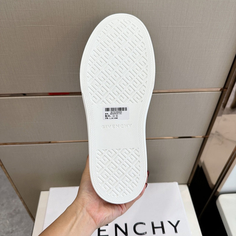 Givenchy shoes Style 129 - side profile detail
