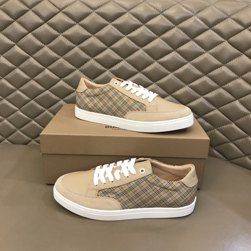 Burberry shoes Style 243 - packaging and accessories