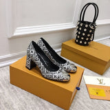 Louis Vuitton shoes Style 248 - texture and material detail