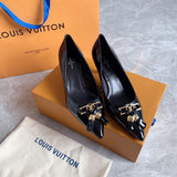 Louis Vuitton shoes front view designer style