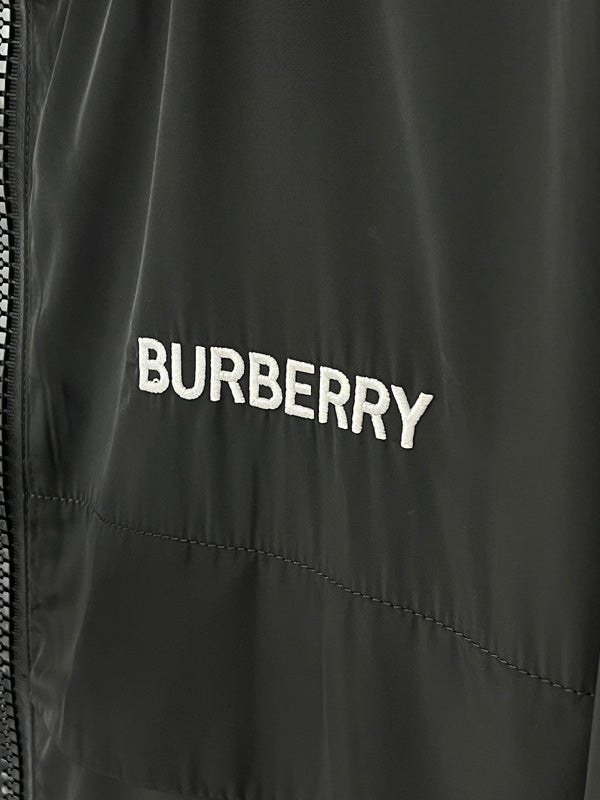 Full silhouette view of Burberry luxury piece style No.486