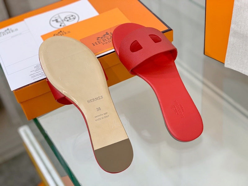 Hermes shoes Style 372 - full pair display